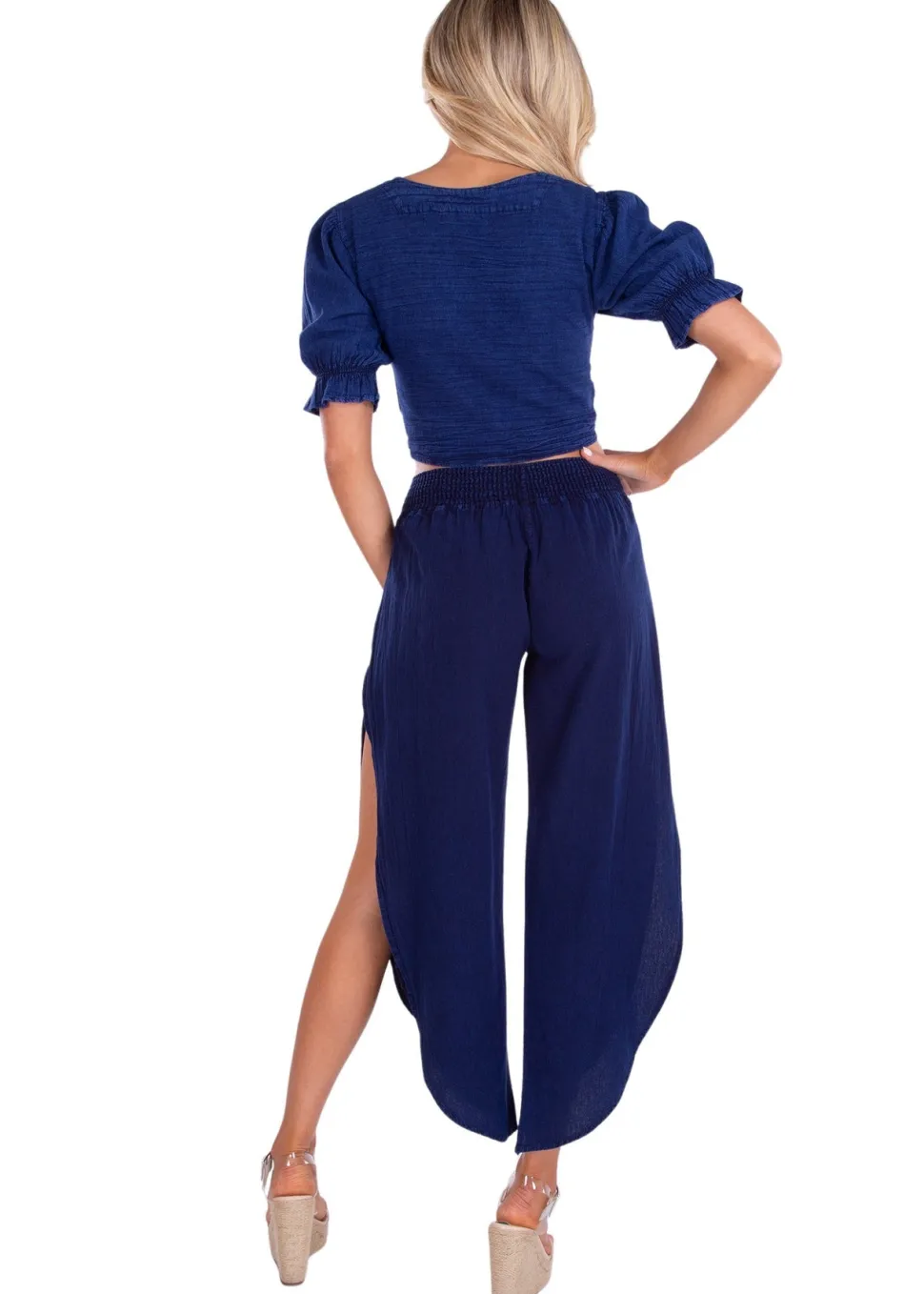 lucy_tie_front_crop_top_20.webp Lucy' Tie Front Crop Top