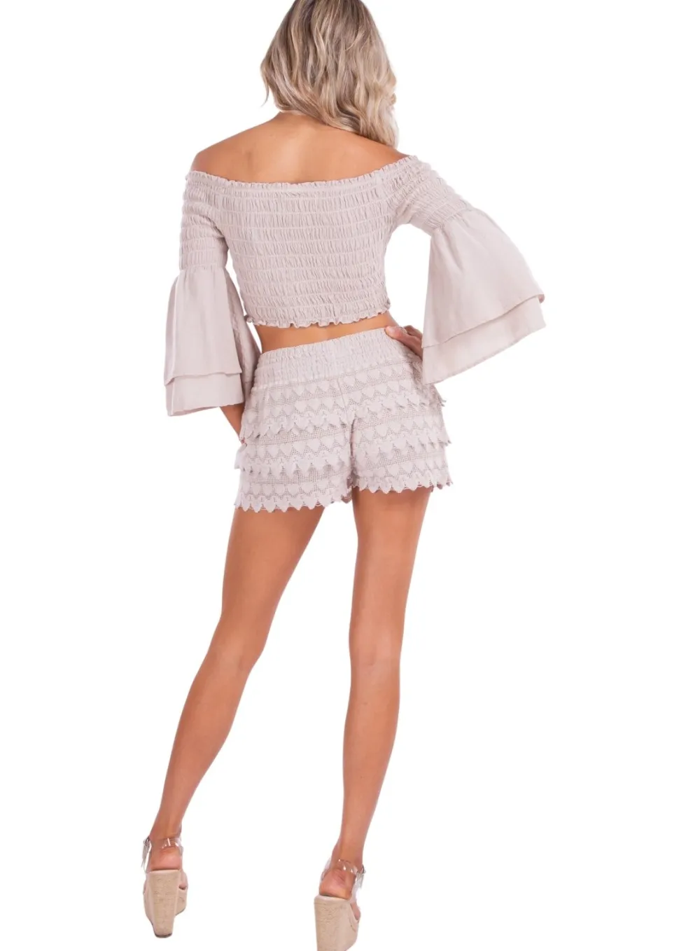 polly_tiered_crochet_skor_4.webp Polly' Tiered Crochet Skort